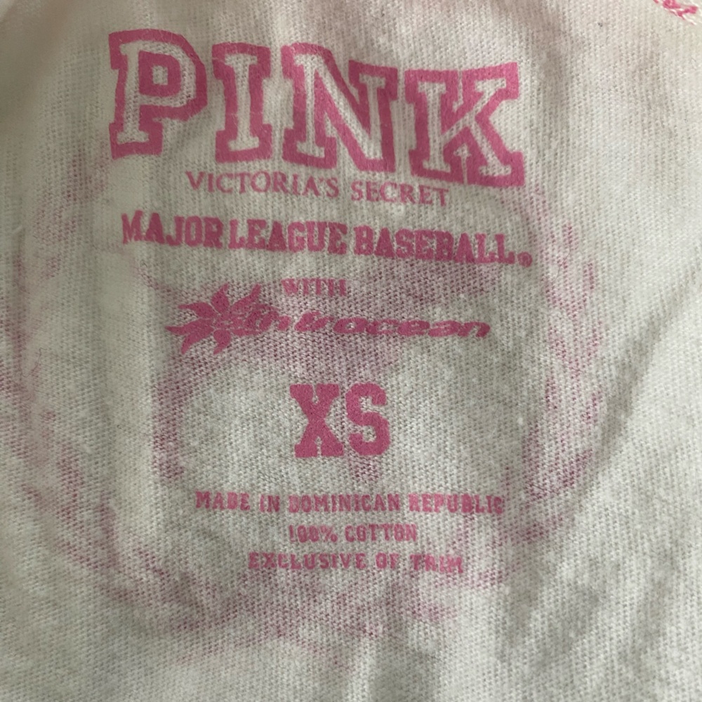 PINK MLB NY Mets Women’s Size XS Short Sleeve T-Shirt White-Blue-Pink-Red - Picture 6 of 11